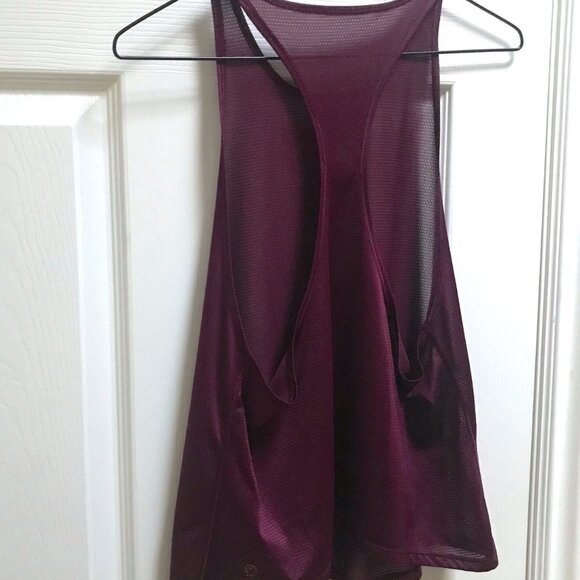 Cute Lululemon Tank in Burgundy Maroon Purple - Picture 4 of 8